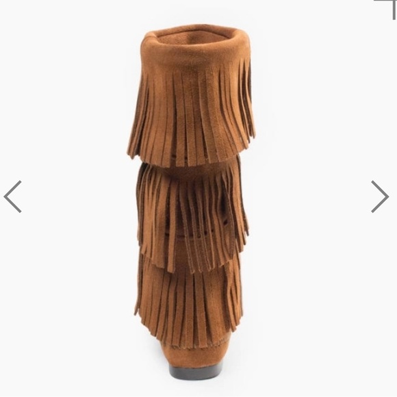 Minnetonka boots - Picture 4 of 10